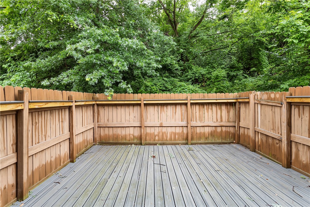 531 Winesap Dr