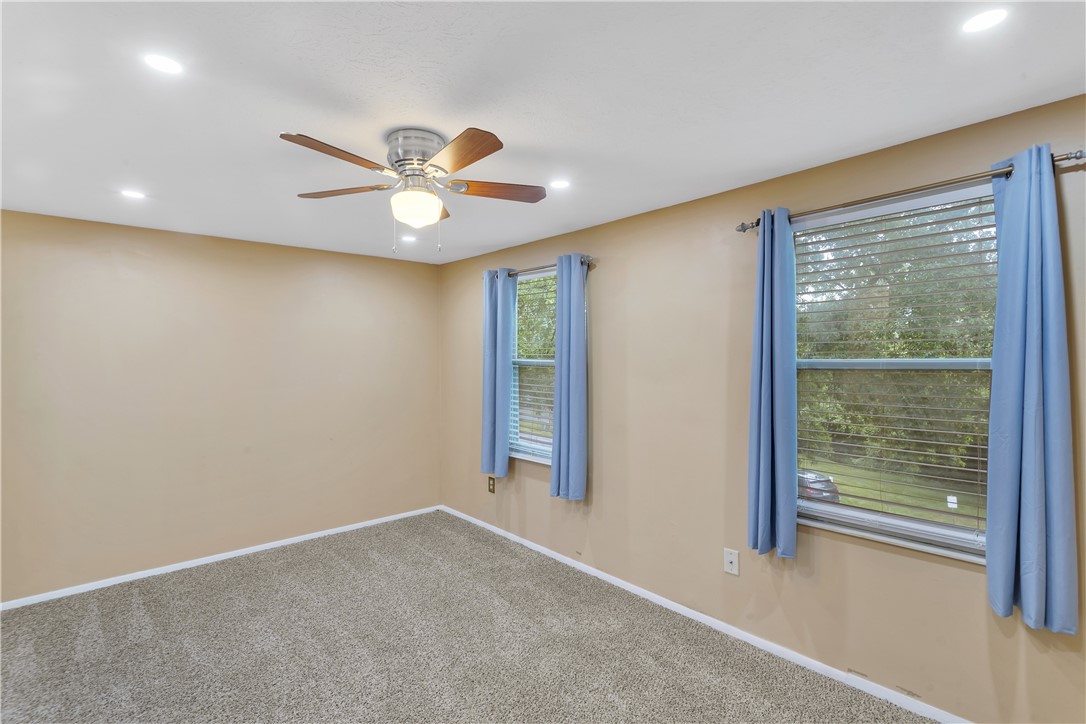 531 Winesap Dr