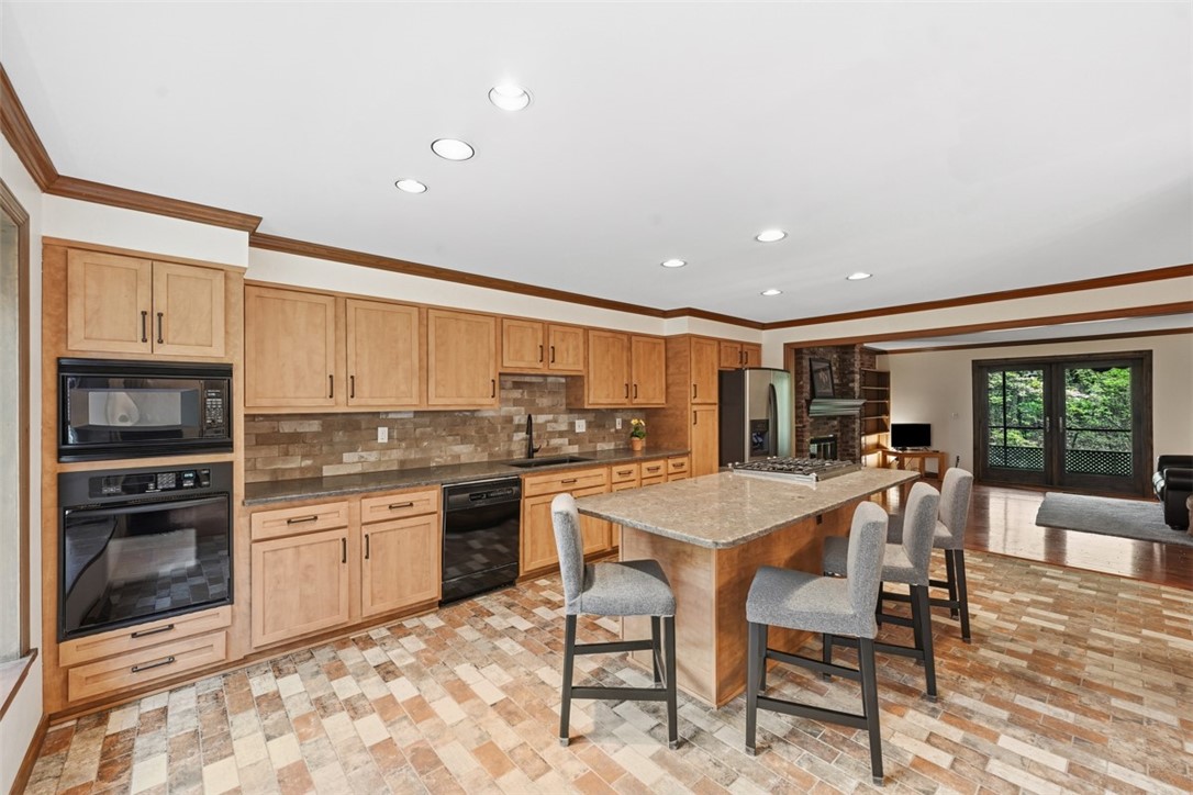 104 Saybrook Harbor