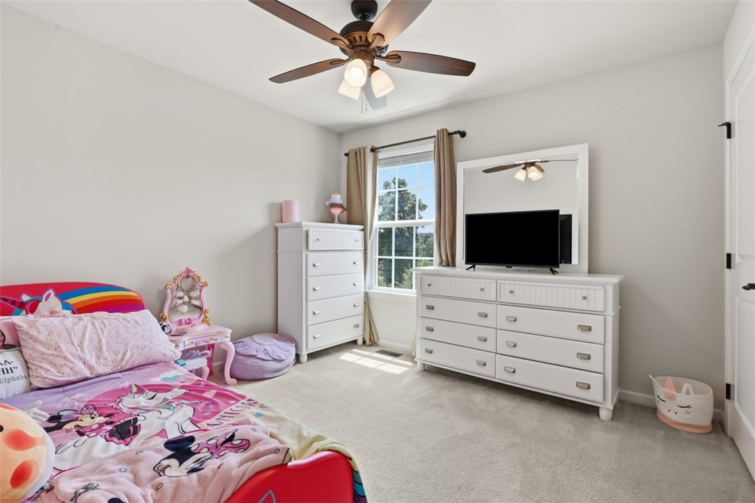 1024 Blackhawk Dr