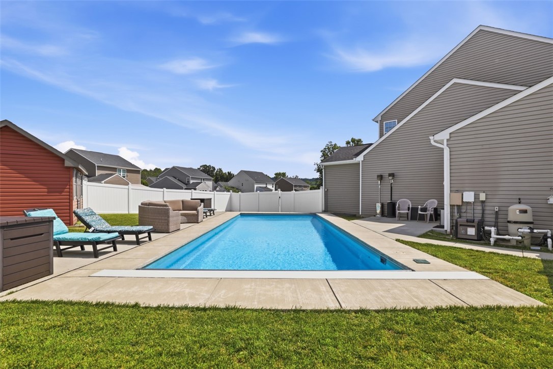 1024 Blackhawk Dr