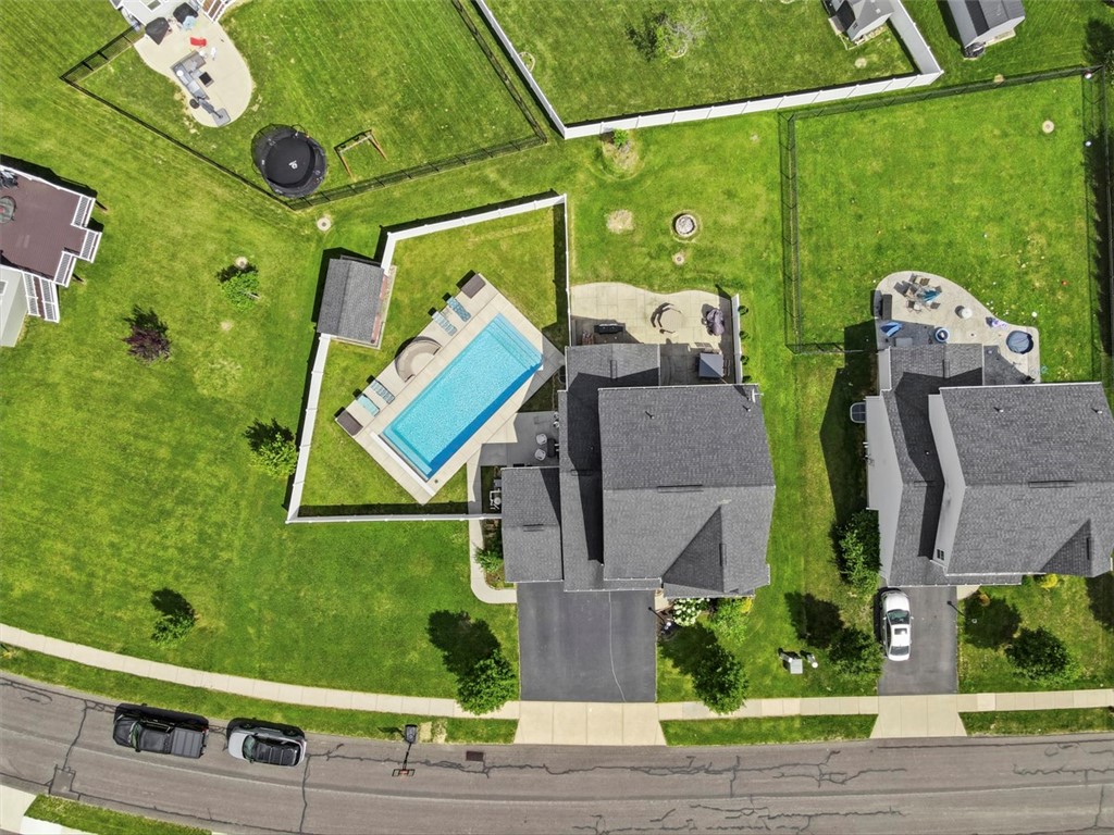 1024 Blackhawk Dr