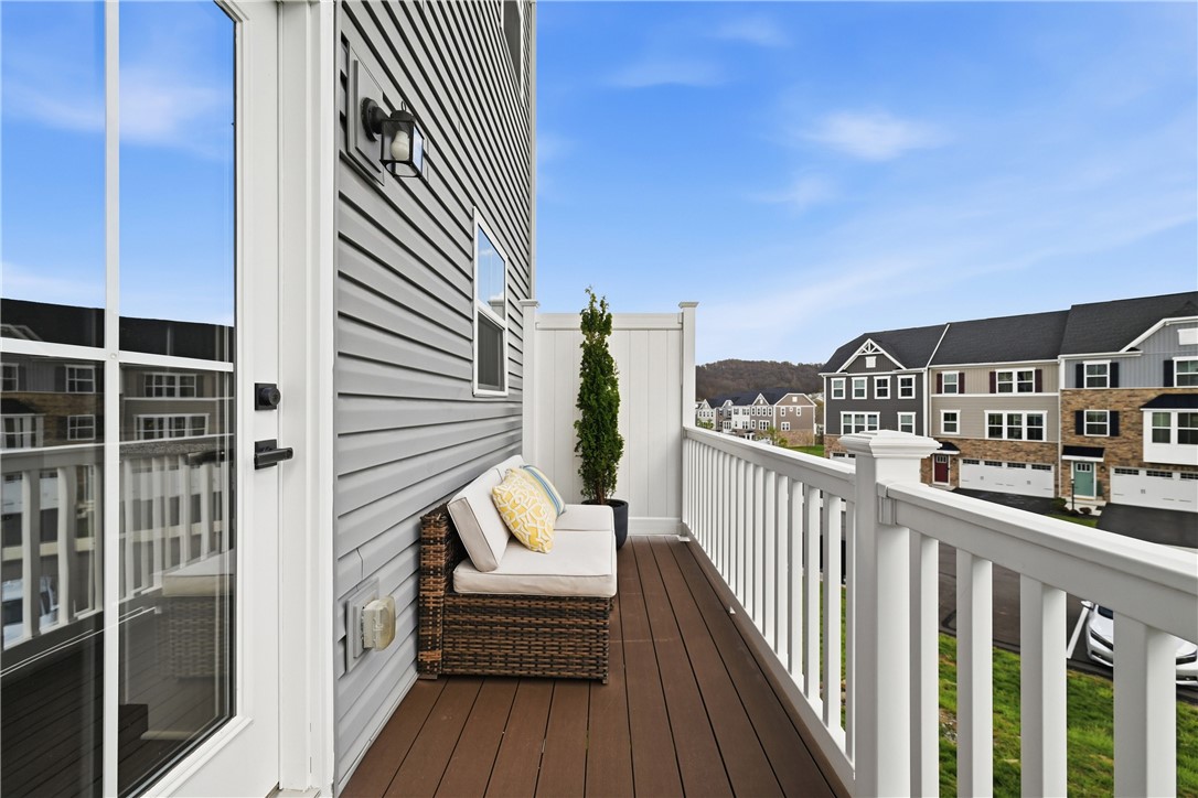102 Lupine Dr