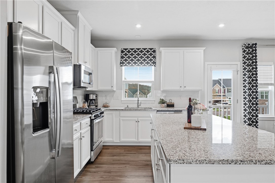 102 Lupine Dr