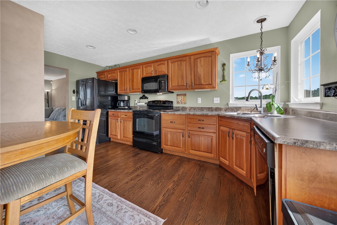 163 Aidan Ct