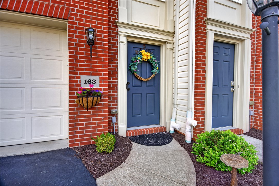 163 Aidan Ct