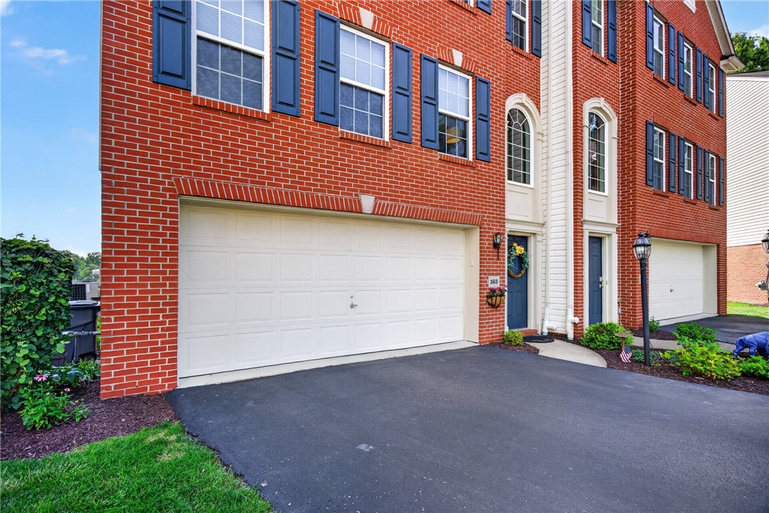 163 Aidan Ct