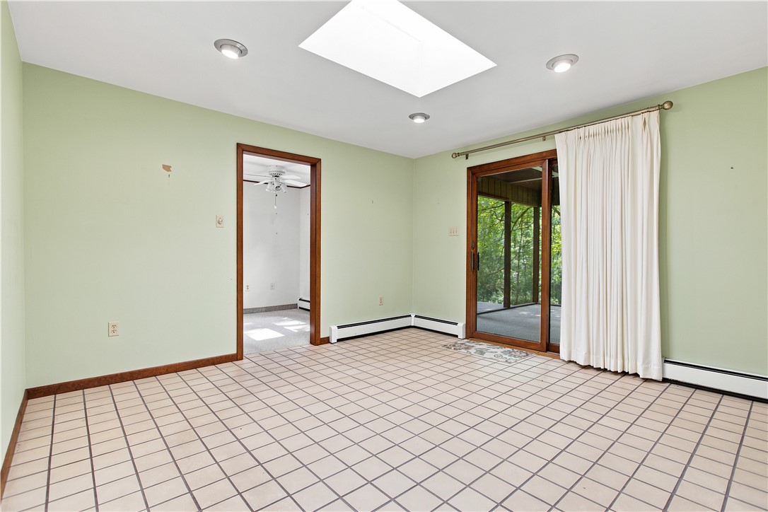 136 Bradford Rd
