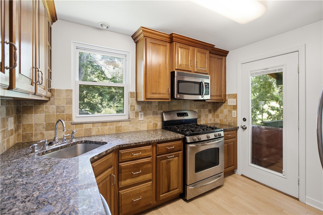 8680 Winchester Dr