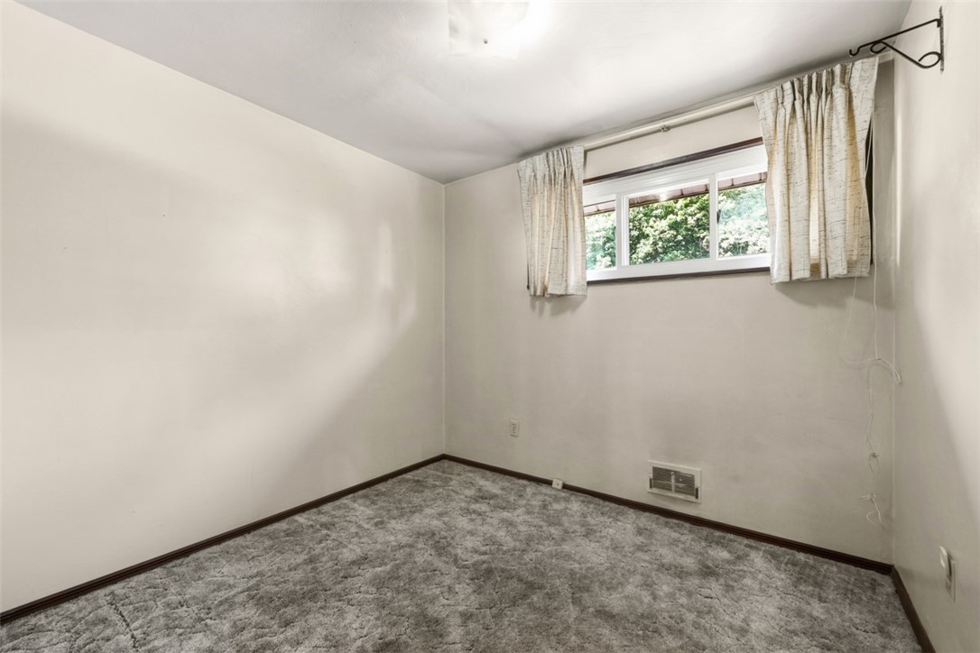 307 Bayberry Dr