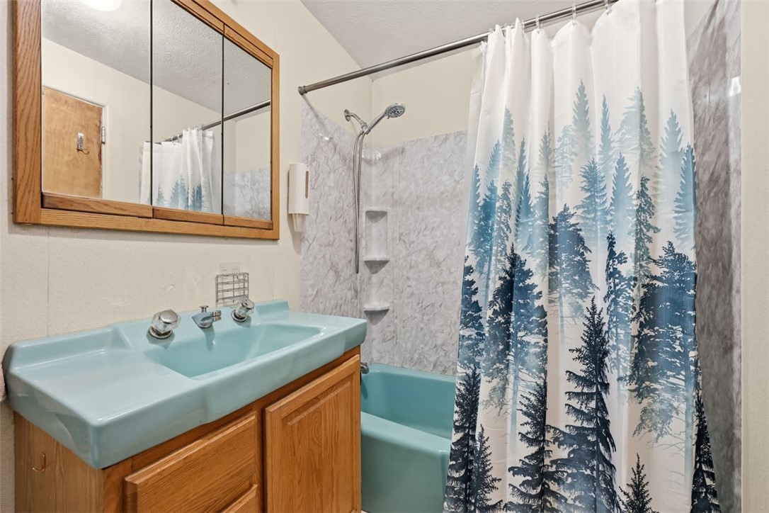 307 Bayberry Dr
