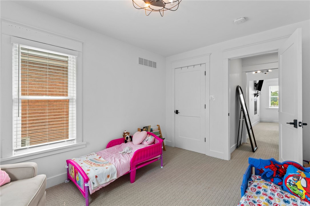 13 Wentworth Ave