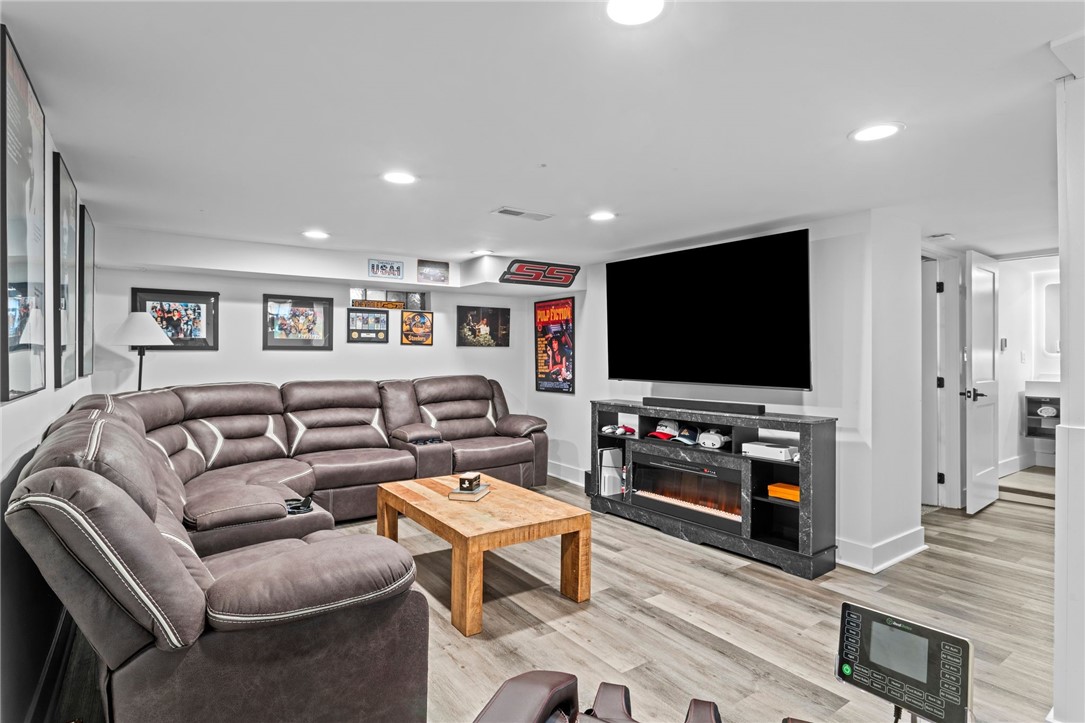 13 Wentworth Ave