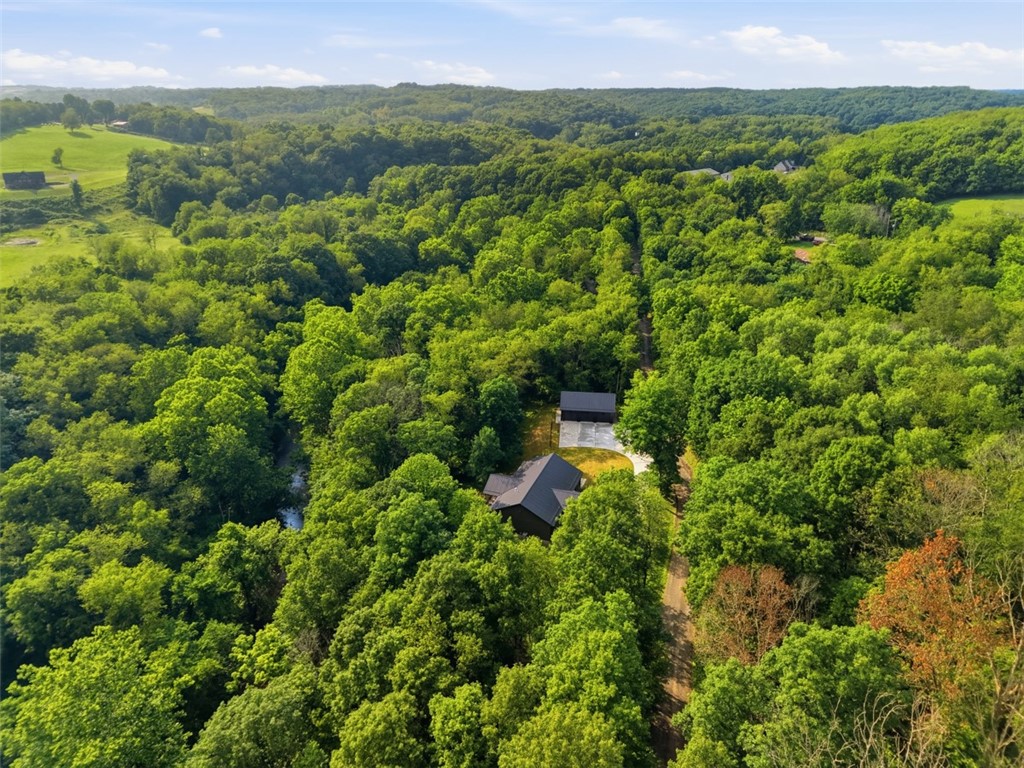 521 Creek Rd