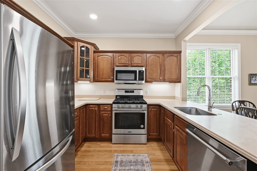 844 Village Dr