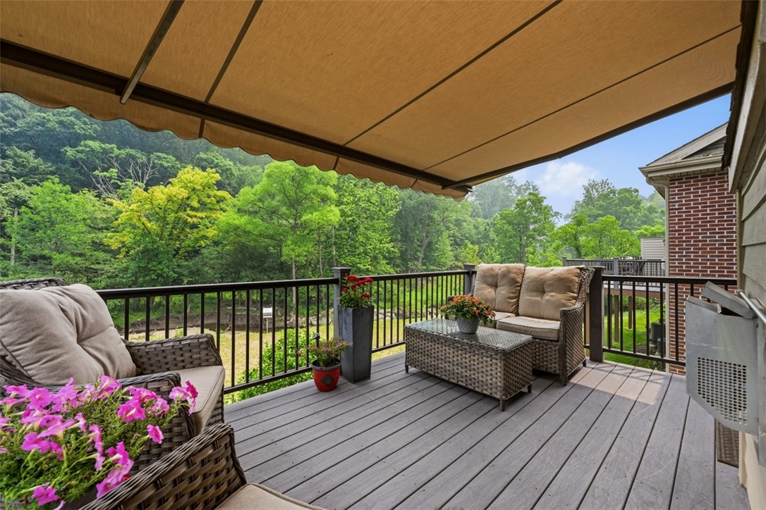 844 Village Dr
