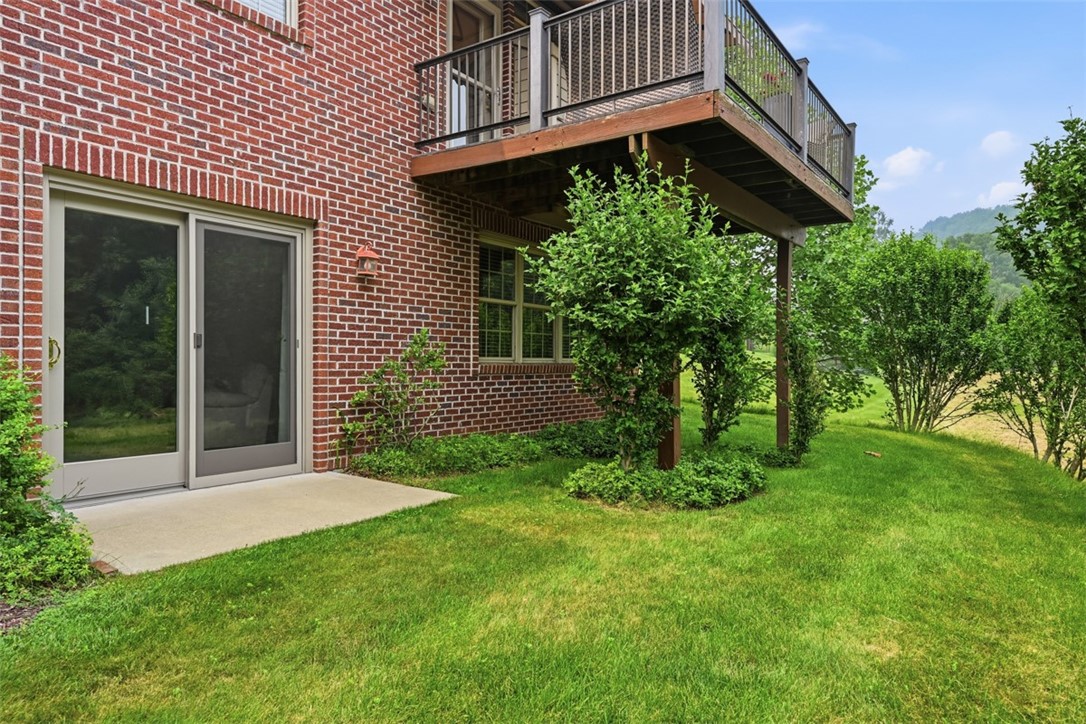 844 Village Dr