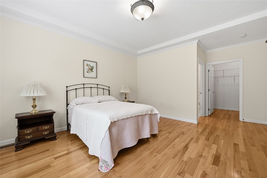 844 Village Dr