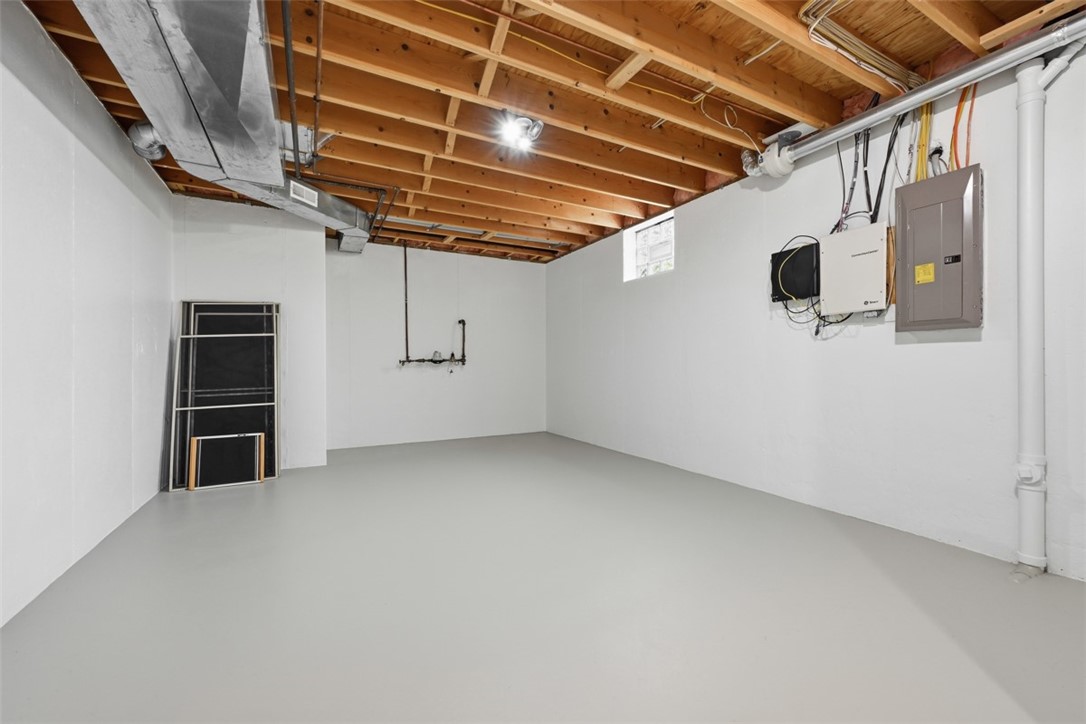 844 Village Dr