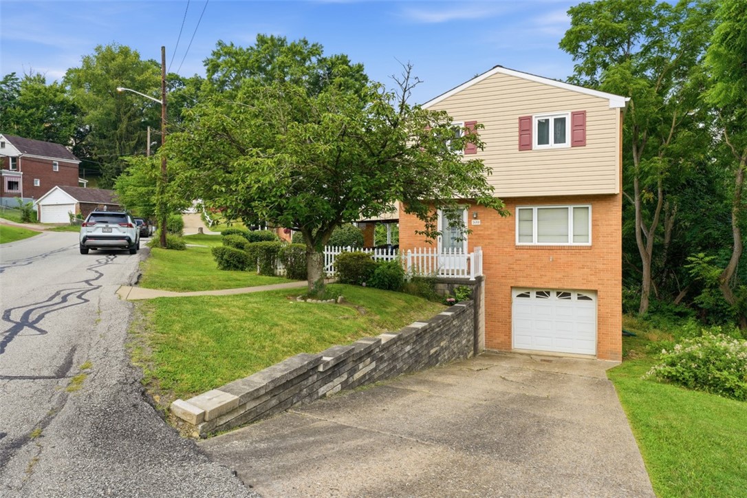 2600 Bethesda St