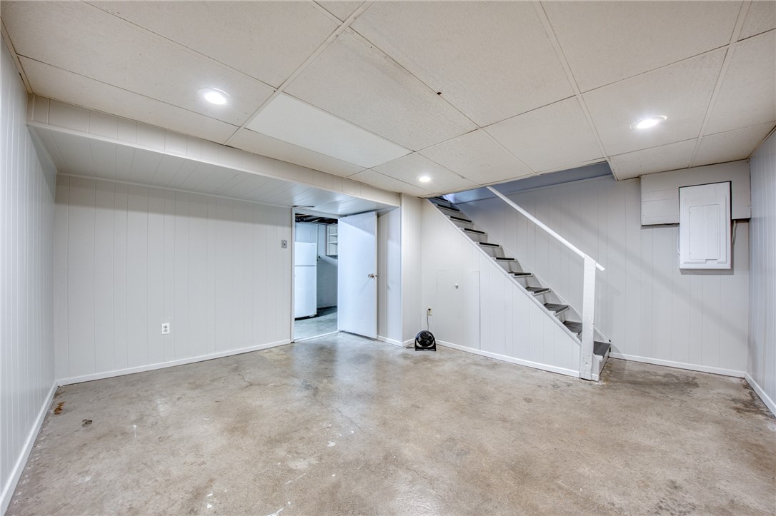 3003 Albine Drive