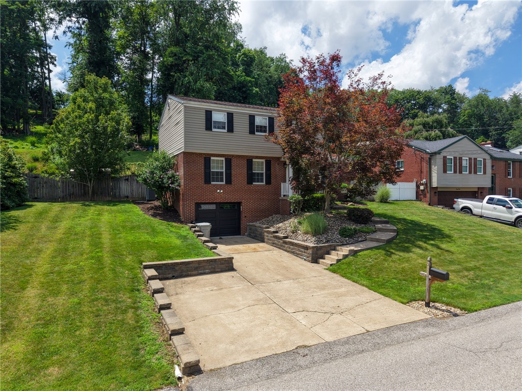 3003 Albine Drive