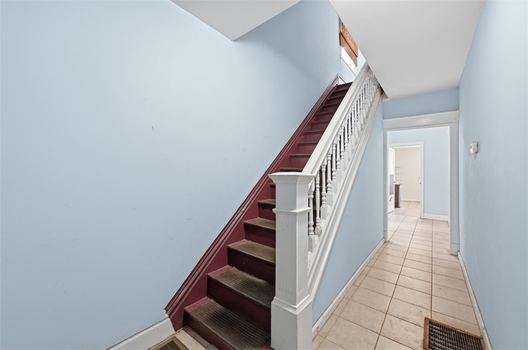 244 ROBINSON