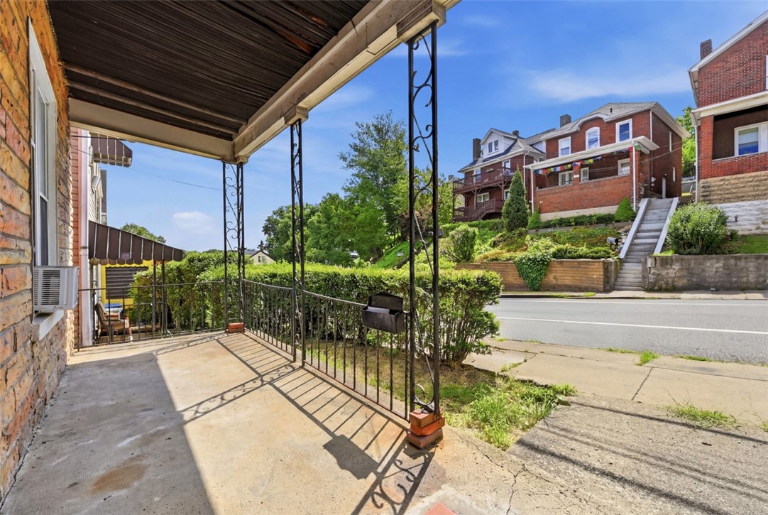 244 ROBINSON