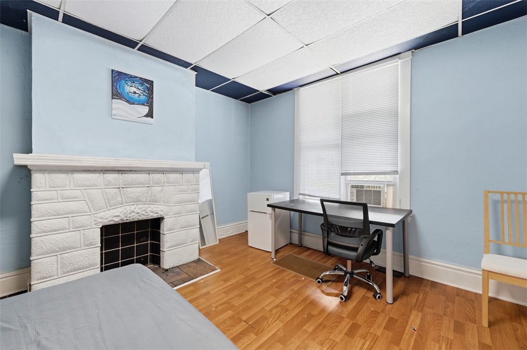 244 ROBINSON