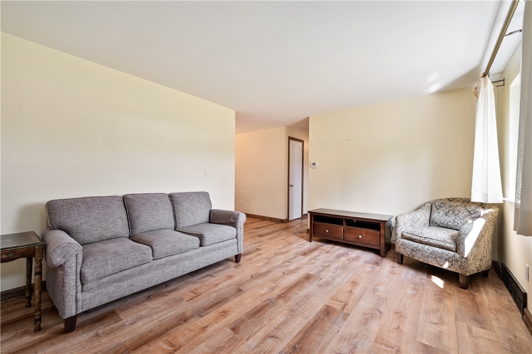 708 Illini Dr.