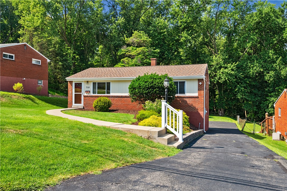 708 Illini Dr.