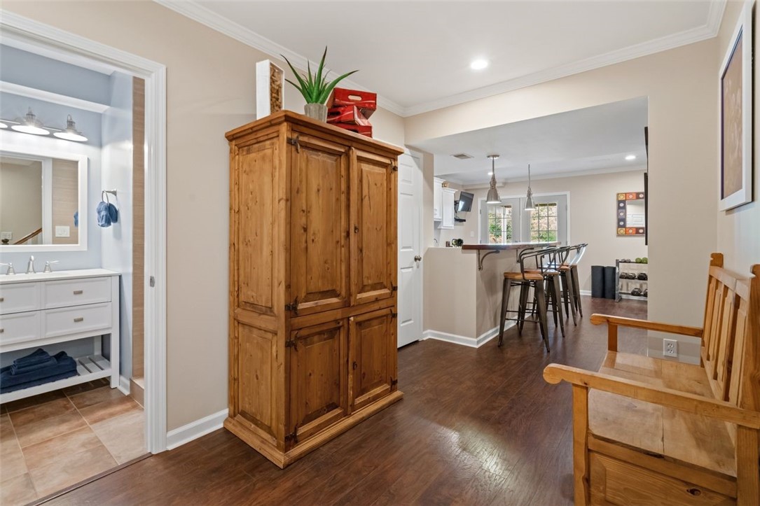 274 Estates Dr