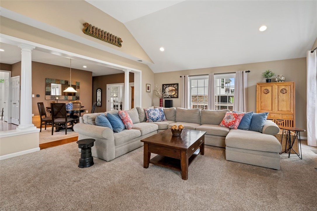 274 Estates Dr
