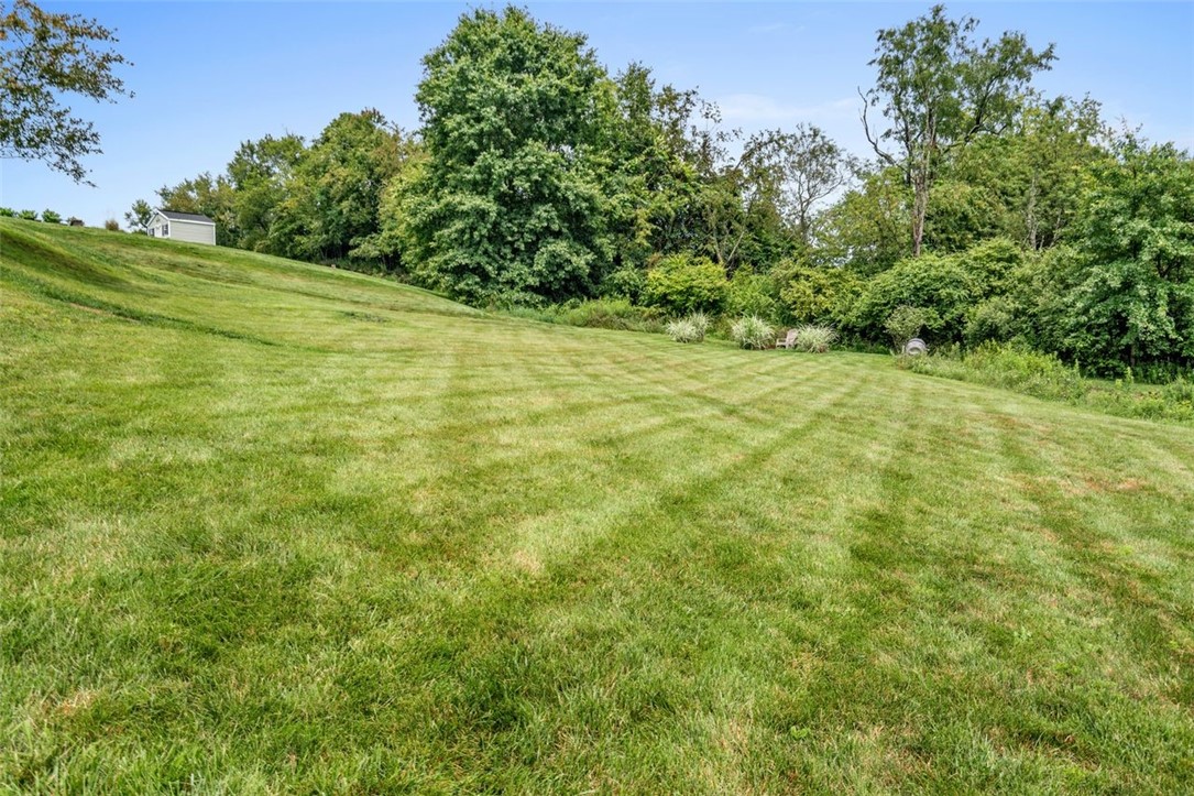 274 Estates Dr