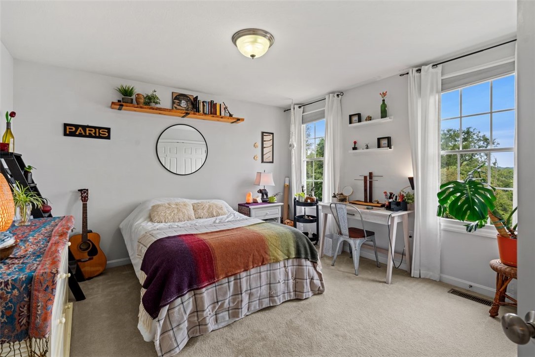 274 Estates Dr