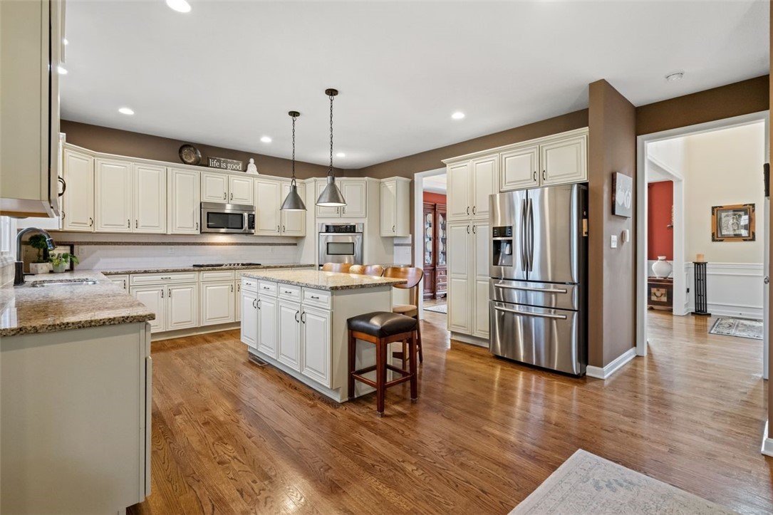 274 Estates Dr