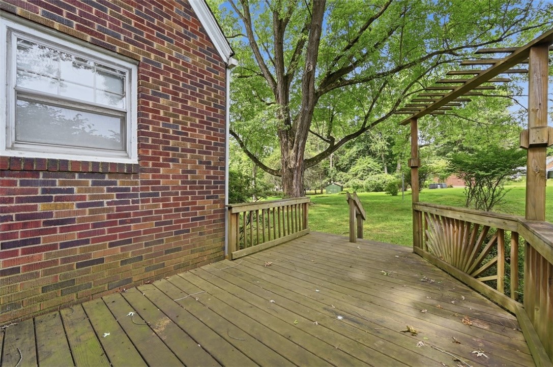 9431 Old Perry Hwy