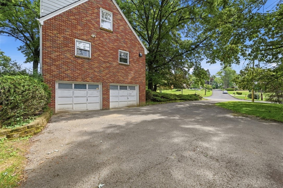 9431 Old Perry Hwy