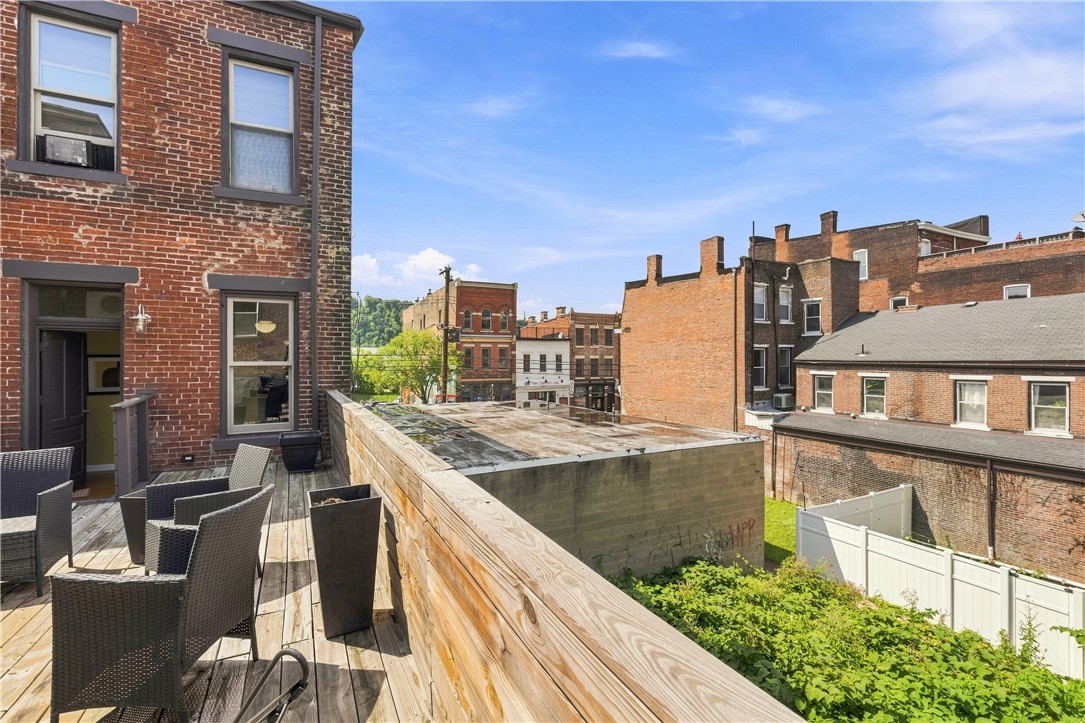 5158 Butler St 1
