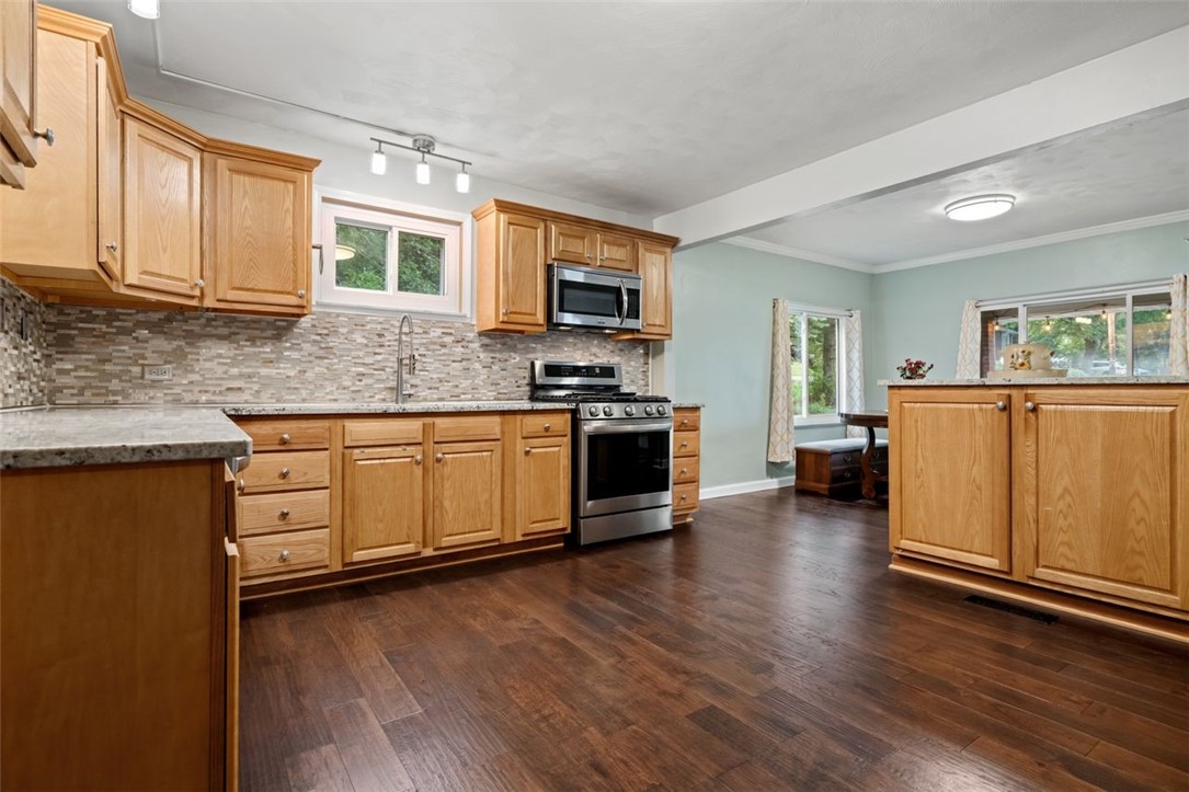 3766 Bakerstown Rd