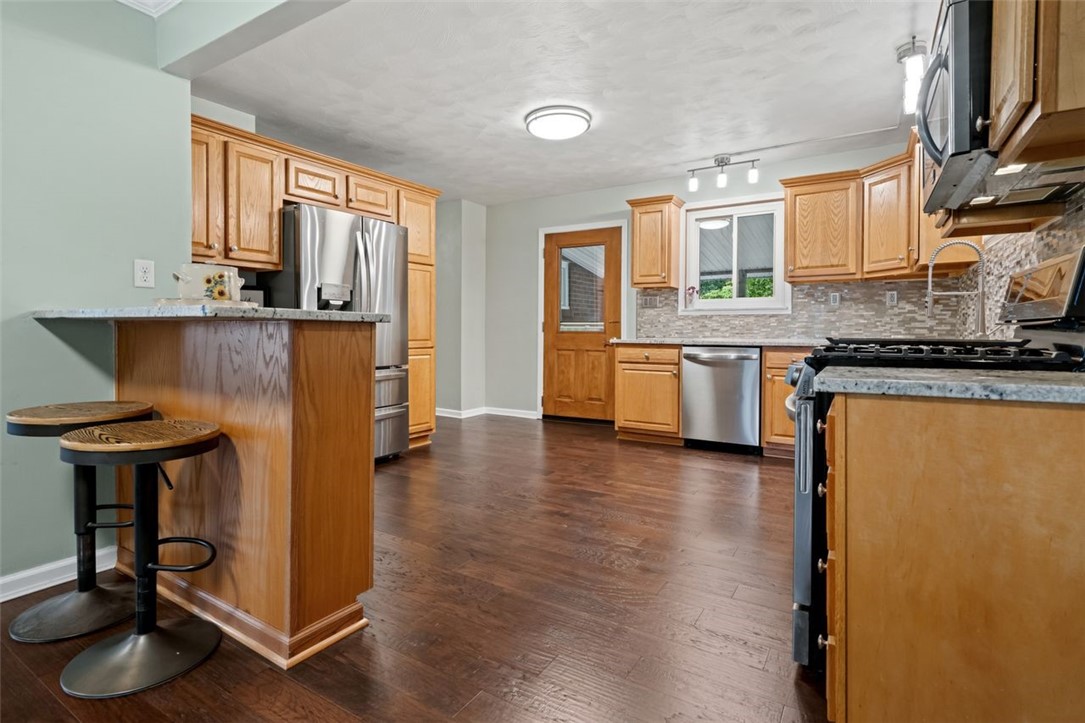 3766 Bakerstown Rd
