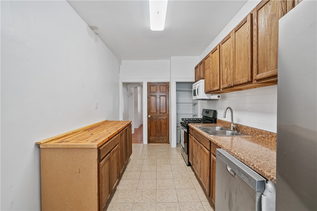 107 Craighead St