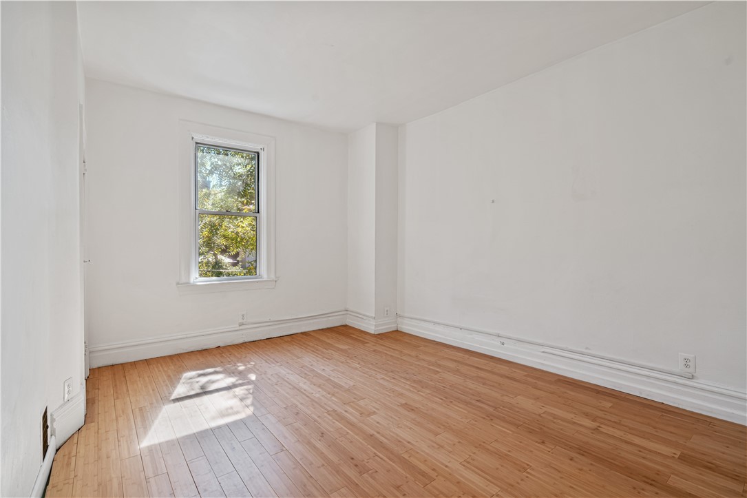 107 Craighead St