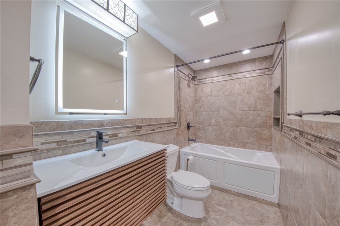 358 Toura Dr