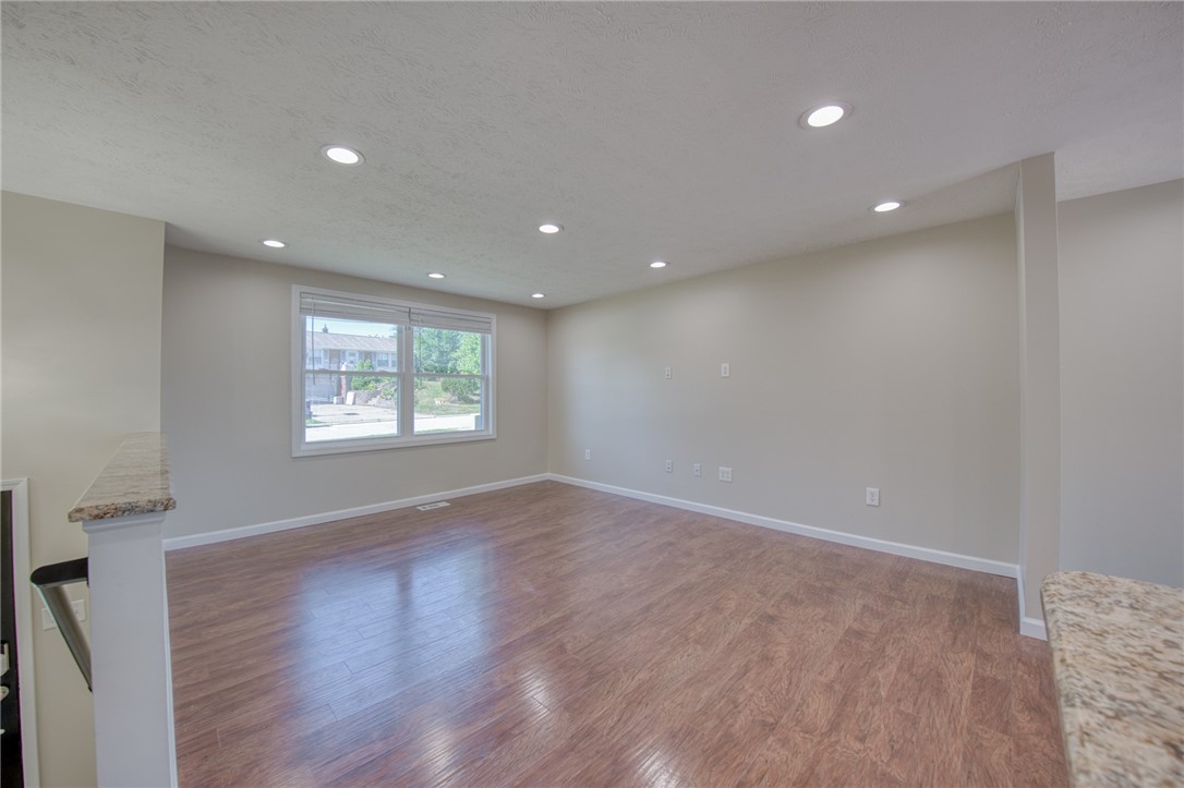 358 Toura Dr