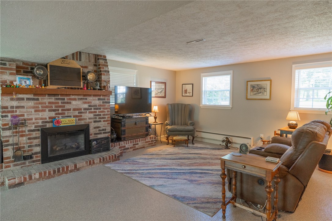 5190 Windy Hill