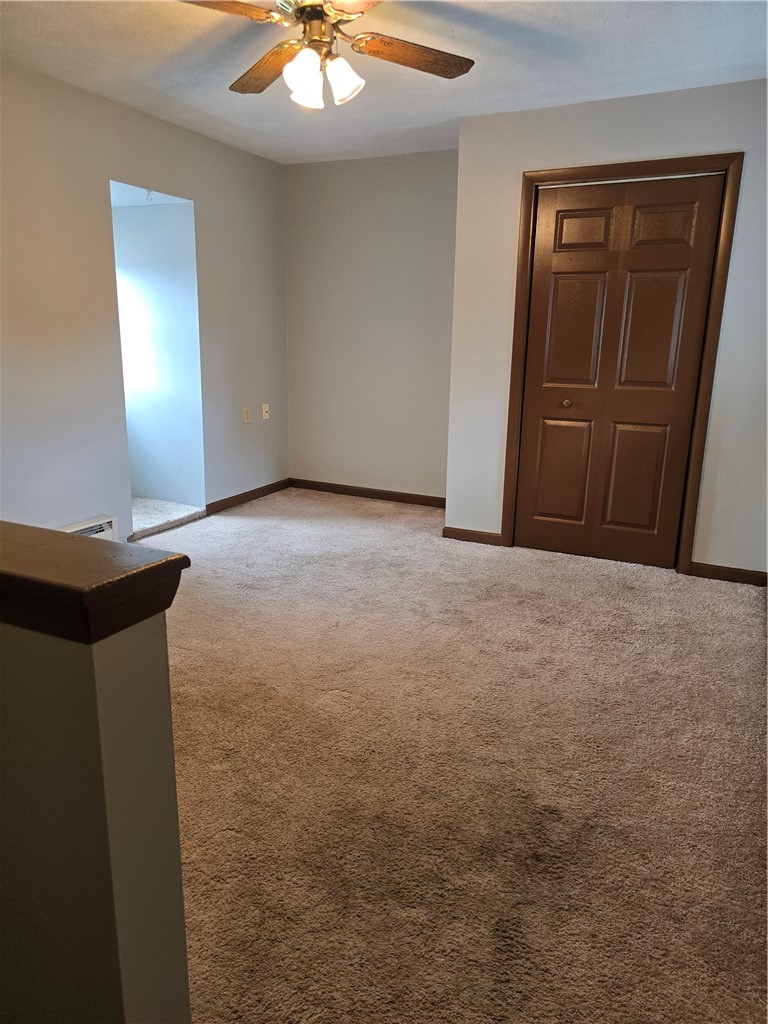 196 W Madison St 4