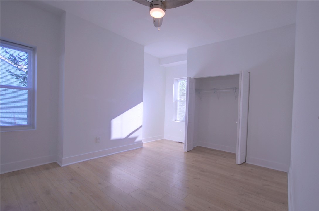 1327 Reddour St