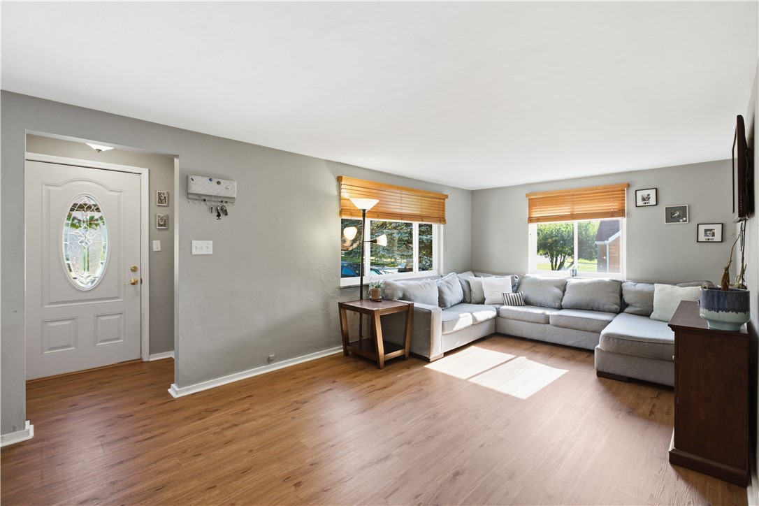 225 Bernardi Dr