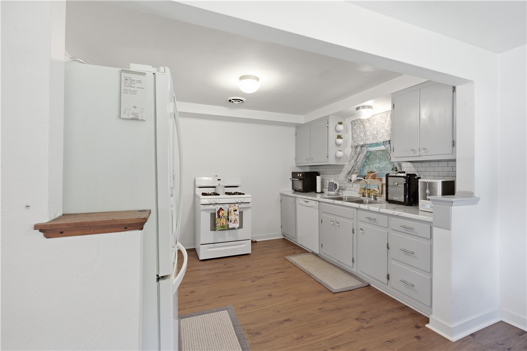 225 Bernardi Dr